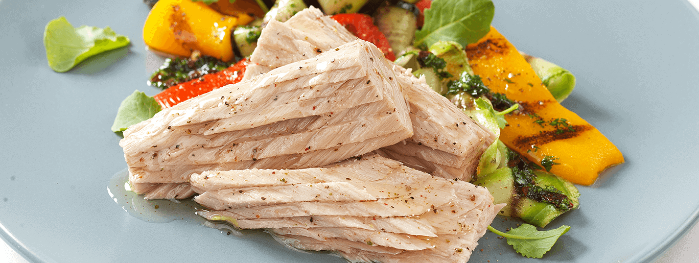 Antipasto de vegetales con Tonnino en aceite de oliva Tonnino Tonnino